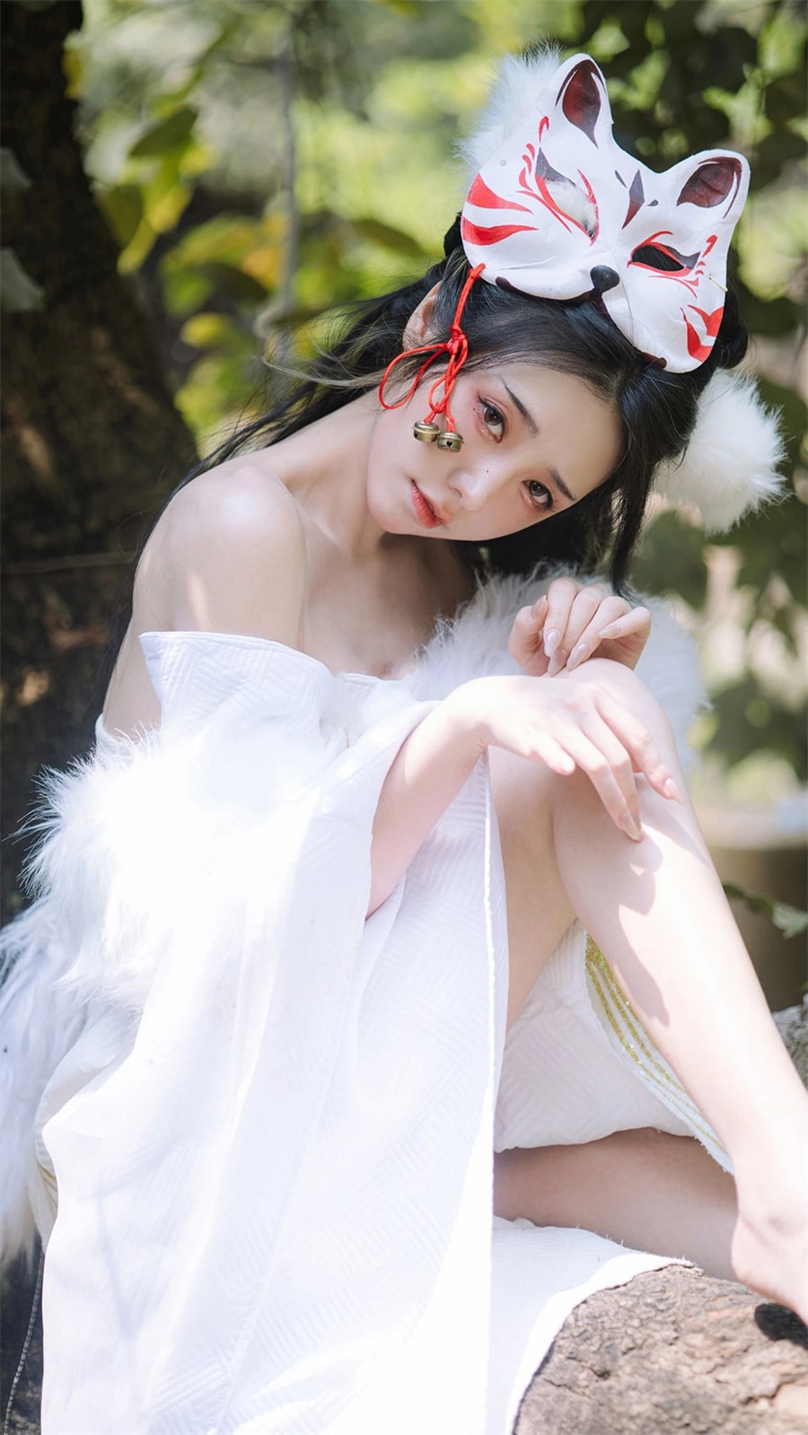 走路摇zlycosplay逆水寒白狐