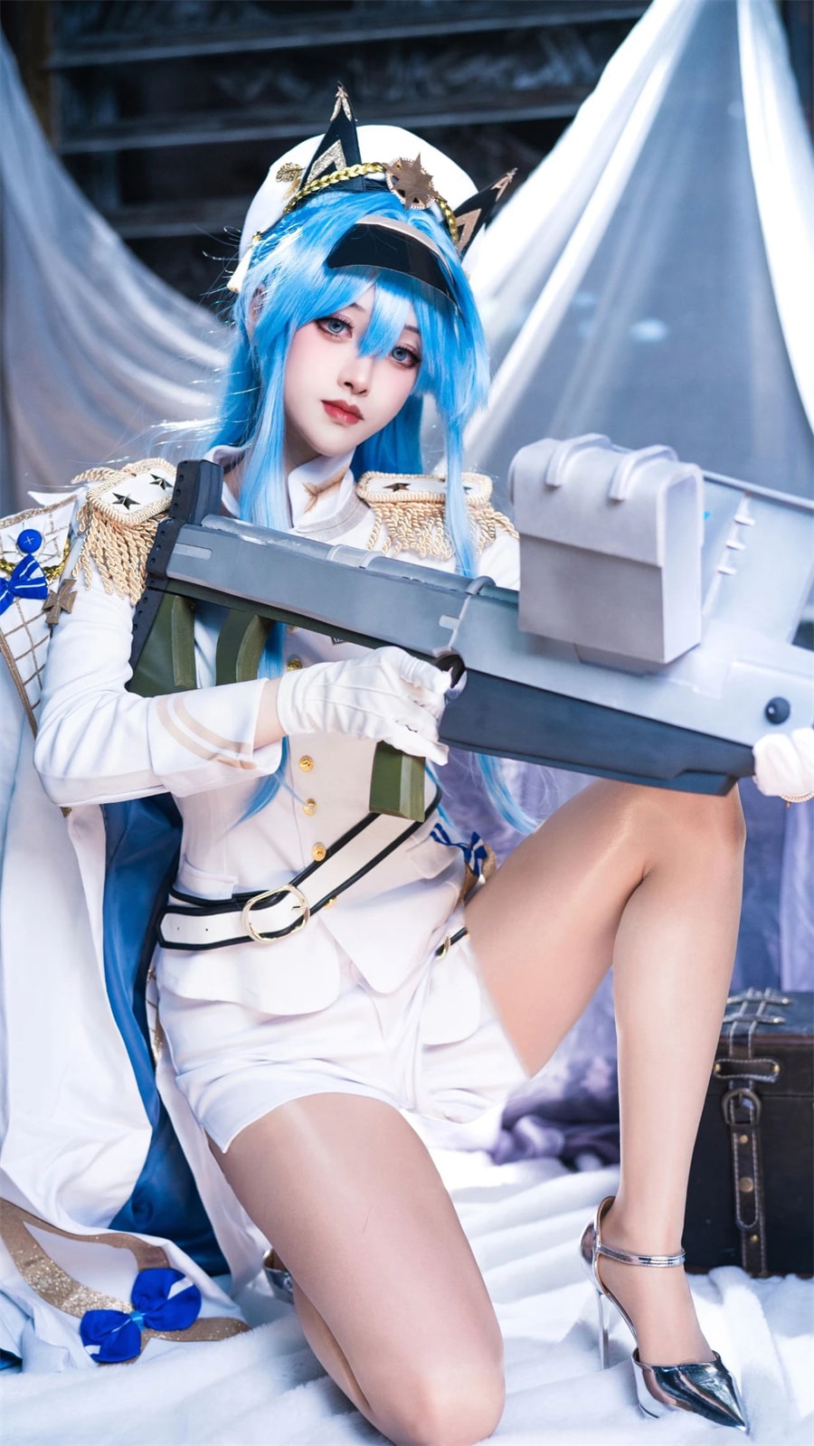 比比骨骼精奇QwQ cosplay nikke胜利女神海伦
