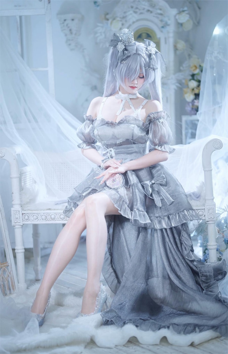 比比骨骼精奇QwQ  cosplay  nikke胜利女神灰姑娘