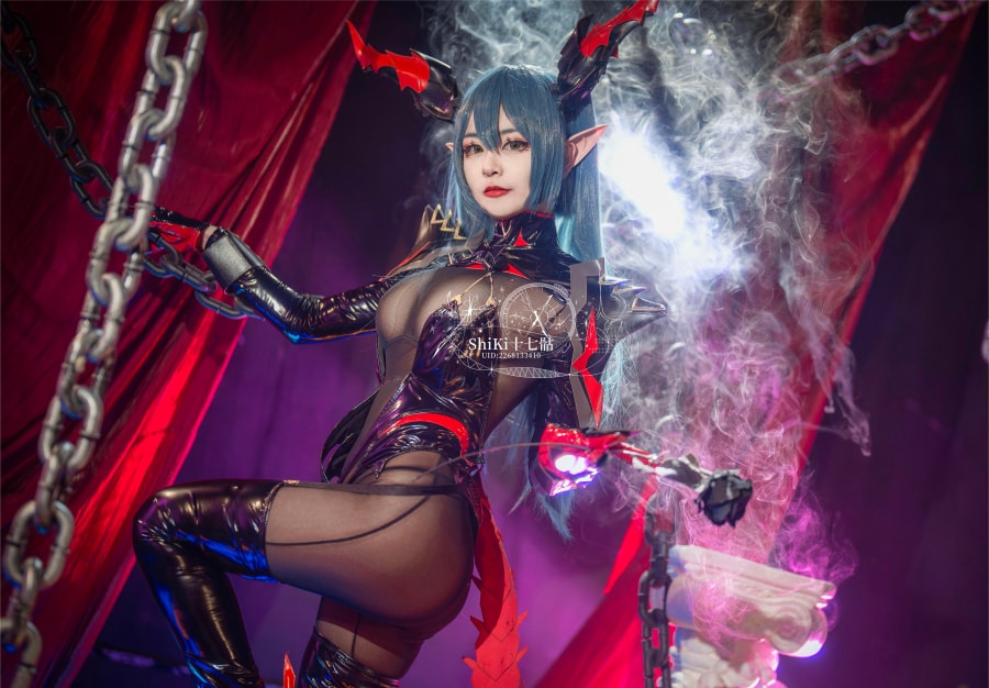 ShiKi十七骷cos瑞吉娜美图