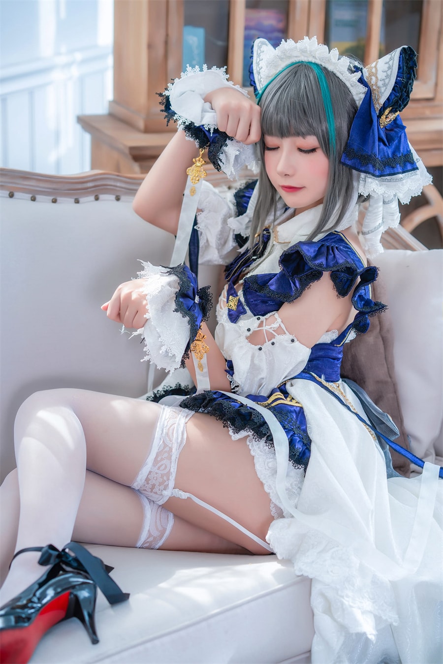 Momoko葵葵 柴郡